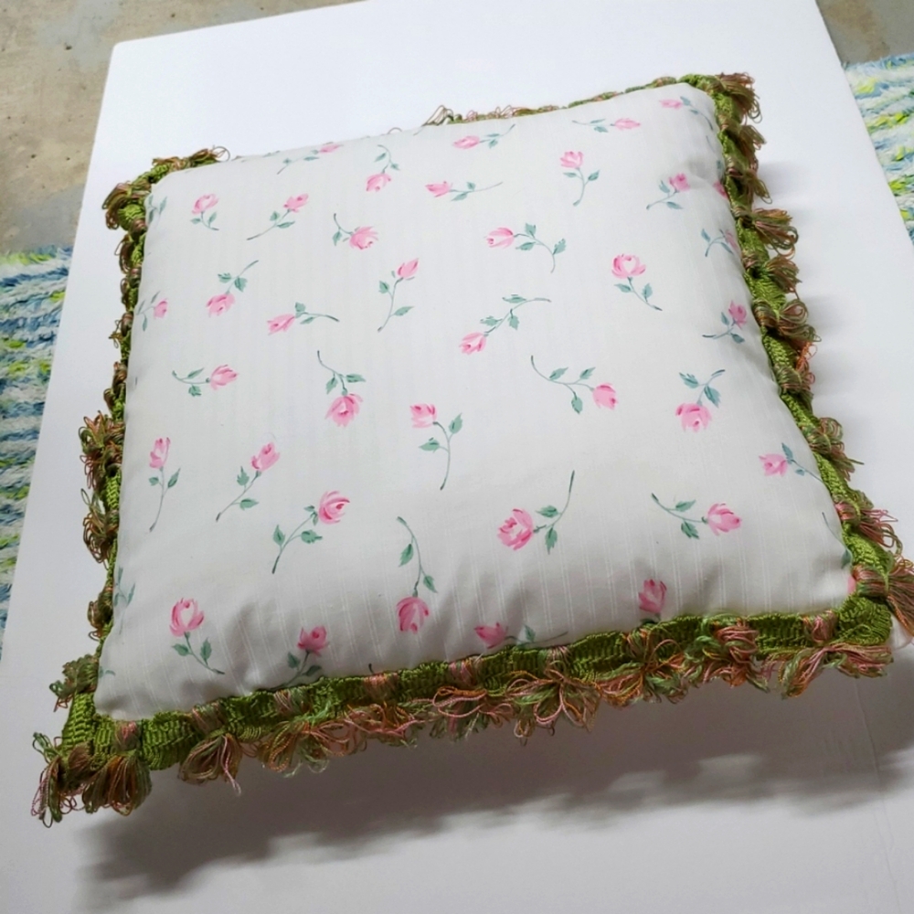 Down Feather Pink Rose Floral Throw Pillow With Decorative Trim 14"